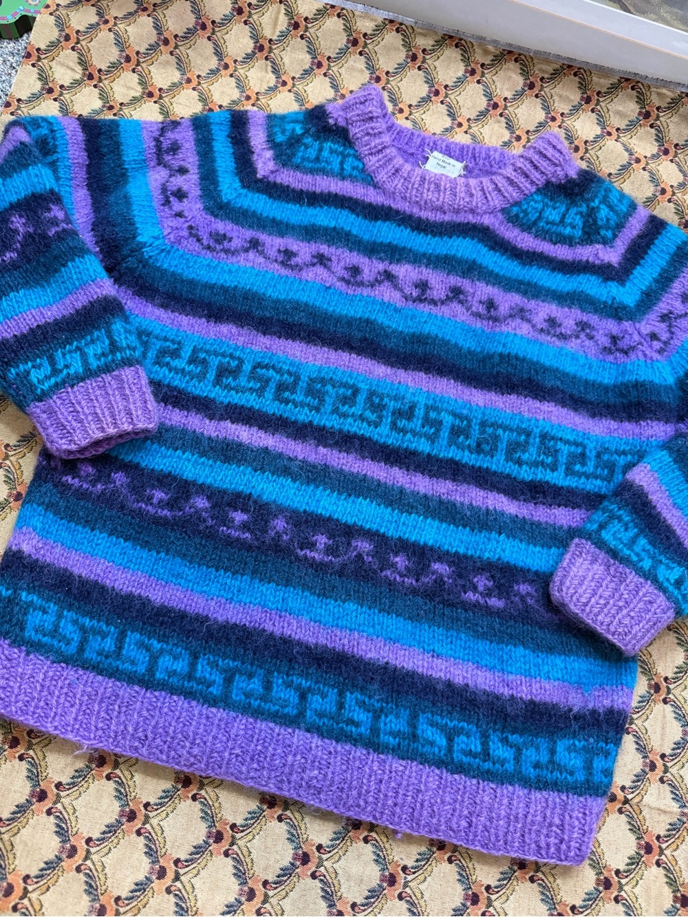 Vintage Himalayan wool Sweater in Purple and Teal